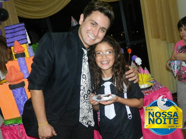 Bruna - Circus Magia