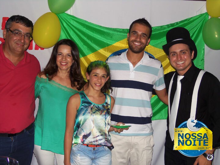 Maria Carolina e Renan - Circus Magia