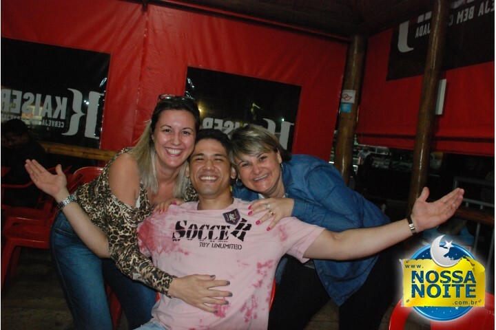 Castelinho - Ale Ferraz e Bruno