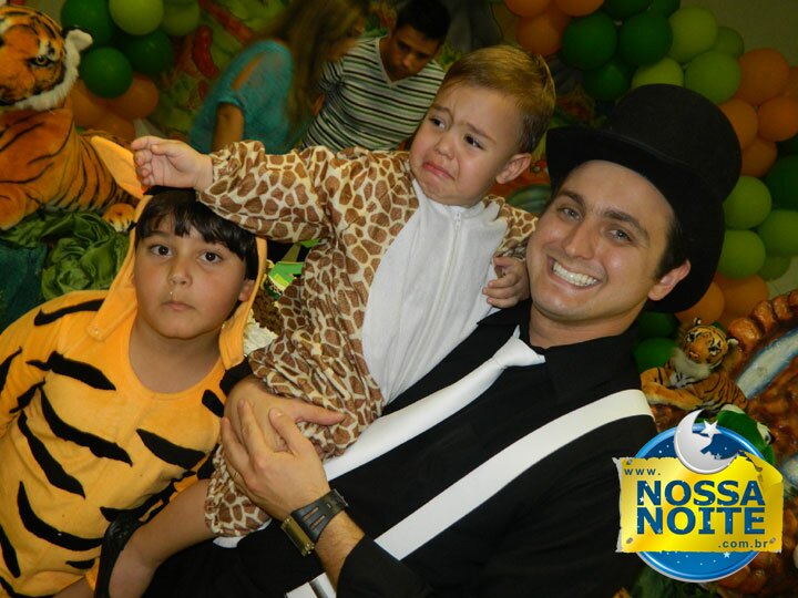 Cauã e Ícaro - Circus Magina