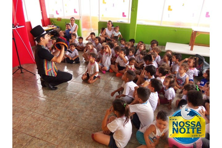 Feira do livro Parlenda e Catabum