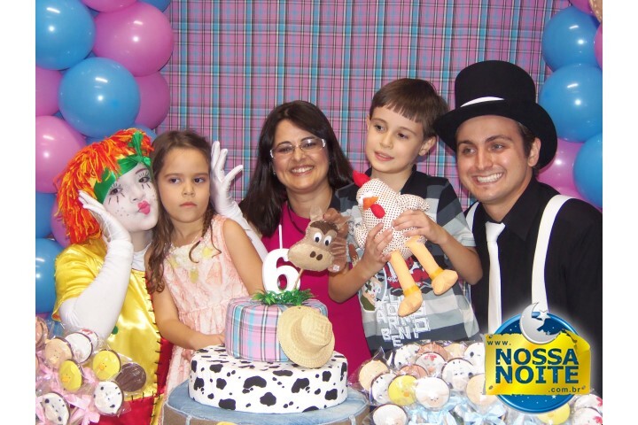 Fernando 8 Anos e Rafaela 6 Anos