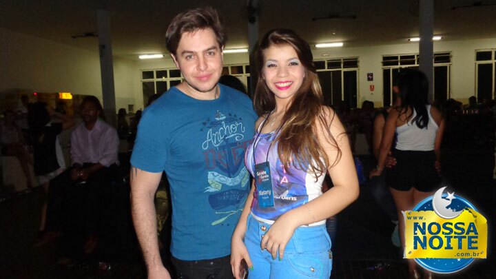 Garoto e Garota Microlins