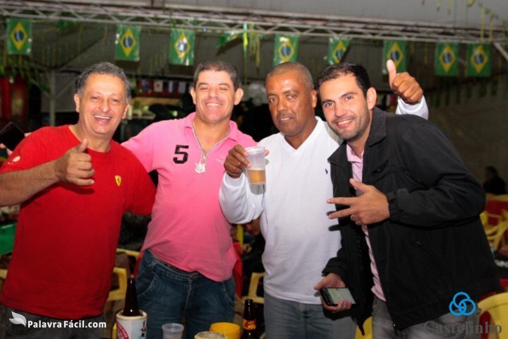 Happy Hour - Castelinho