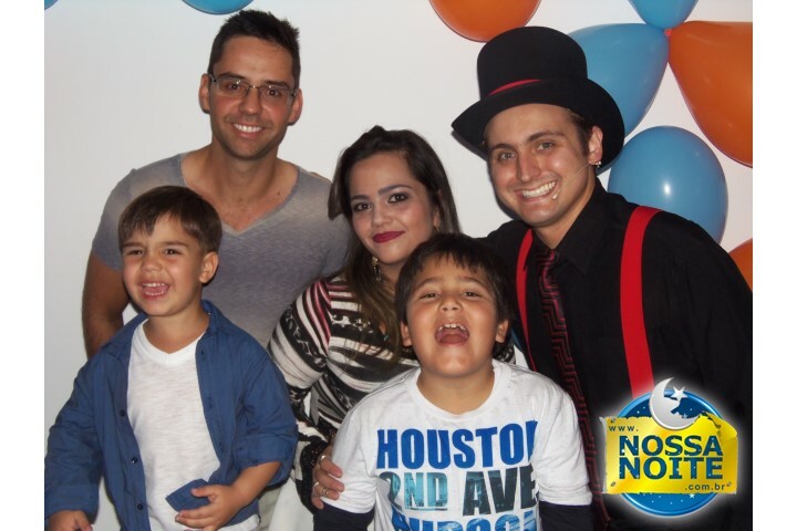 Ícaro 4 Anos e Cauã 9 Anos