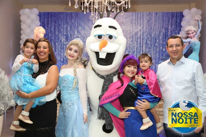 Maria Rita 4 Anos e Helena 2 Anos