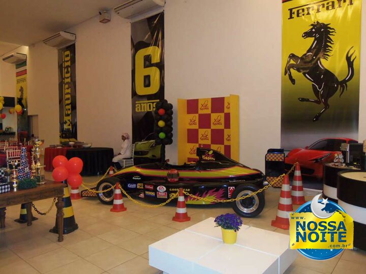 Mauricio - Circus Magia