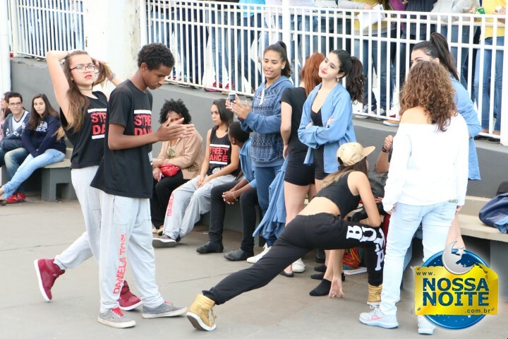 Apresentação Dança de Rua - Pestalozzi