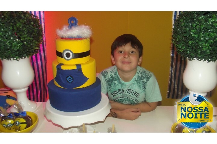 Victor Hugo - 8 Anos